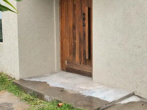 Casa a ESTRENAR -PILAR DEL ESTE-
