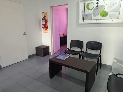 Calle 38 e/6 y 7 100