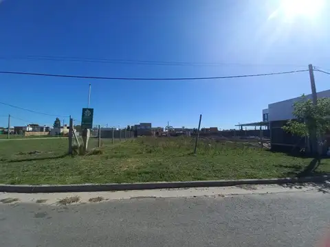 Terreno en Don Carlos - 15 x 28 - REVENTA - La Plata