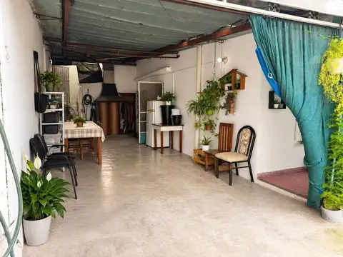 El Parque 8300