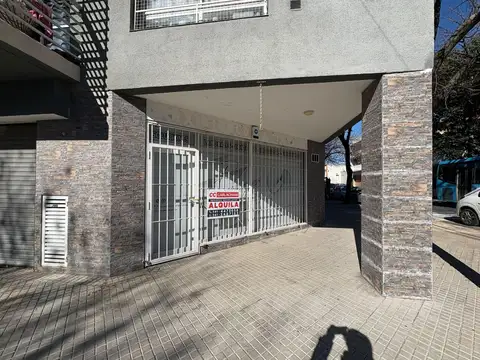 Local en Alquiler en Macrocentro, $ 550.000