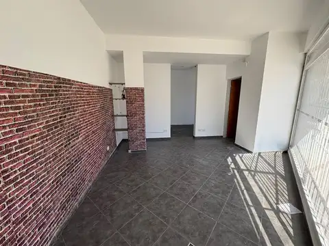 Local en Alquiler en Macrocentro, $ 550.000
