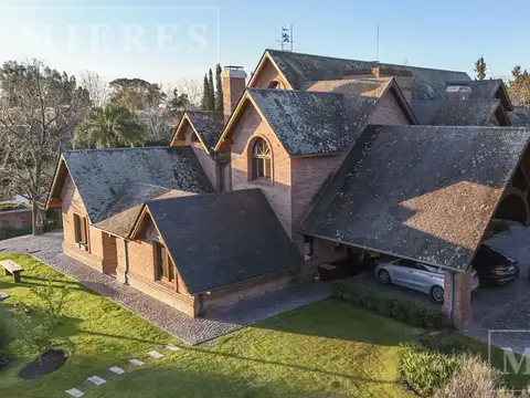 Excelente casa en venta en Altos del Pilar, Las Retamas 4261