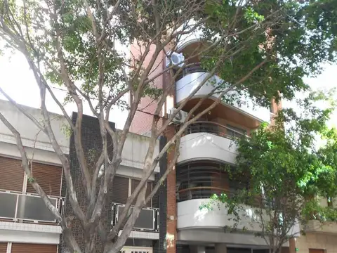 Terreno en Venta 8  mts Frente