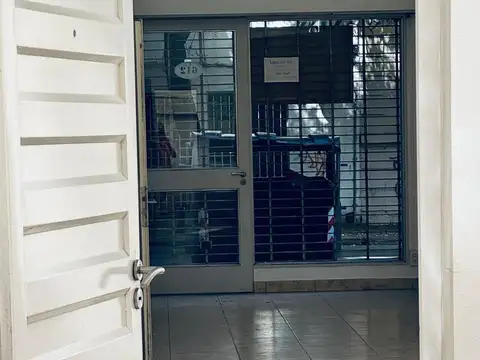 Local en Alquiler Via Púb.