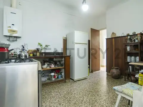 PH en venta con 2 habitaciones y 2 patios en La Plata