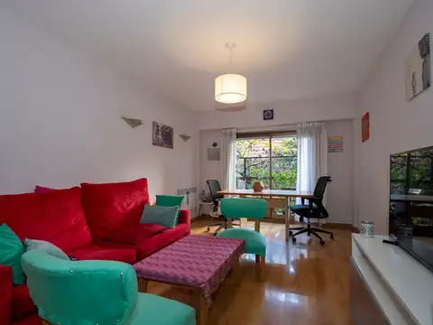 Venta depto 4 amb, dep. servicio, balcon. Almagro