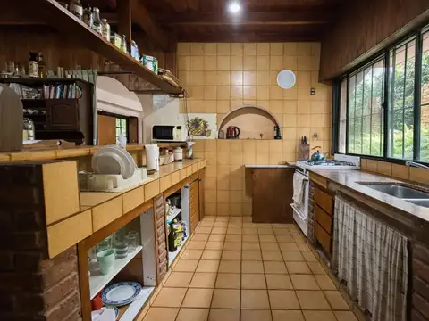 Casa 5 ambientes con 1 baño