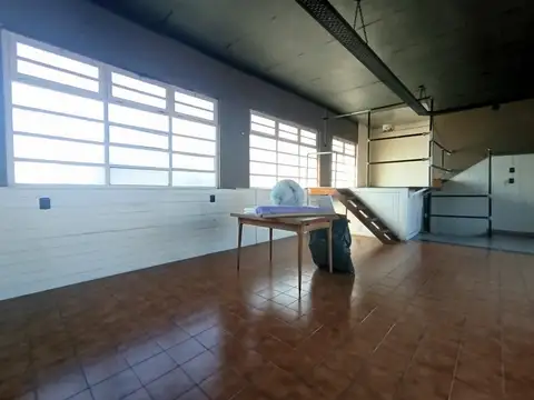 Depto Tipo Casa en Alquiler de 2 ambientes