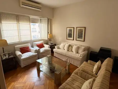 Presidente Jose Evaristo Uriburu 1500, Piso 4