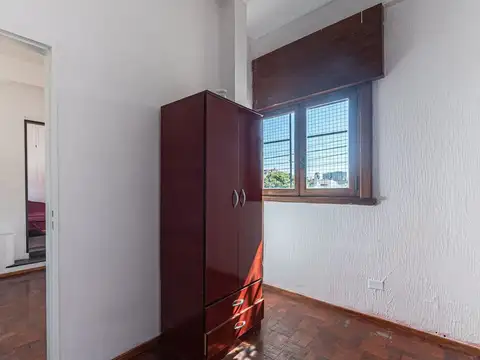 VENTA PH 4 AMBIENTES POMPEYA AL FRENTE BALCON