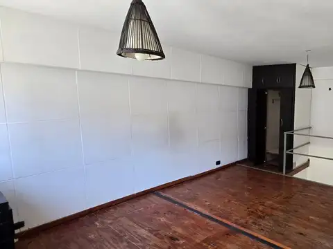 Depto Tipo Casa en Alquiler de 2 ambientes