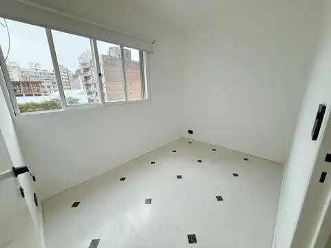 Departamento en Alquiler en Centro, $ 650.000