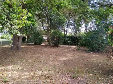 OPORTUNIDAD esquina Esmeralda y Alvarez Jonte