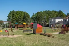 Áreas comunes piscina, club-house, juegos en La Lomada de Pilar en G.B.A. Zona Norte, Buenos Aires