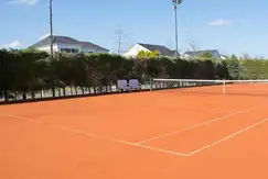 Actividades deportivas futbol, tenis en el Barrio cerrado, La Lomada de Pilar