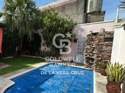 Casa en Venta con 1 cochera