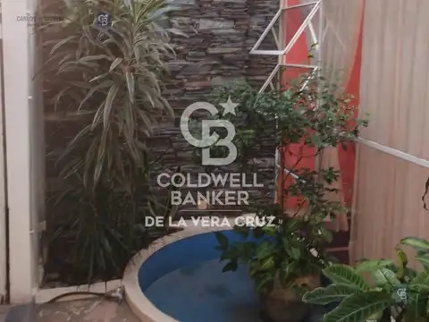 Casa 7 ambientes con 1 baño