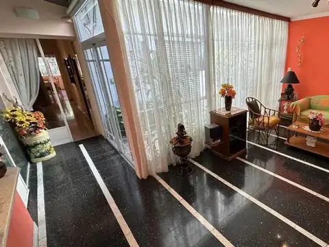 Casa con 2 dormitorios en Barrio Sur, Saavedra al 1000