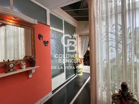 Casa de categoría en venta en Barrio Sur