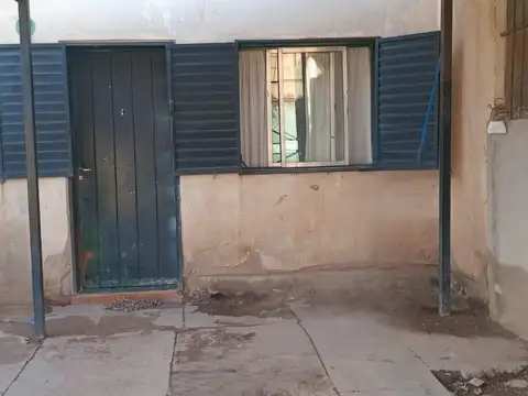 Depto Tipo Casa en Venta en Cipolletti, USD 60.000