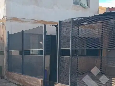 Depto Tipo Casa en Venta de 4 dormitorios