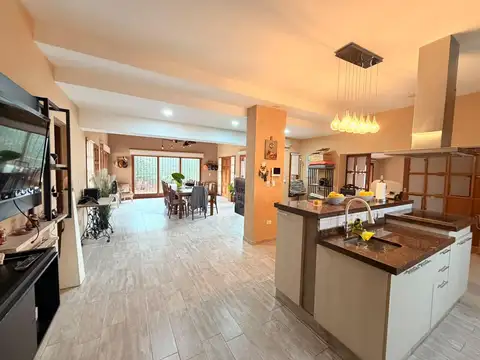 Casa en Venta en Fisherton, Rosario
