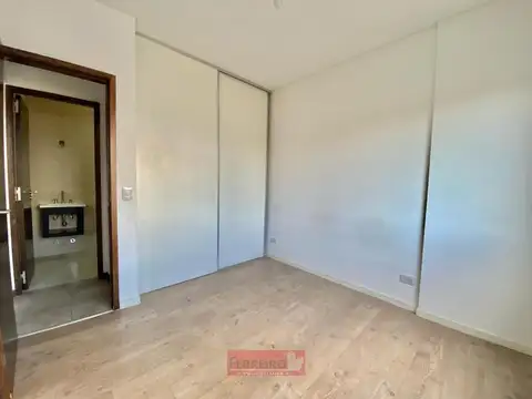ALQUILER DE DOS AMBIENTES EN EL EDIFICIO NEWEN CON COCHERA