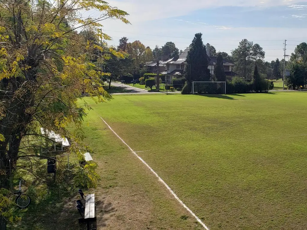 Actividades deportivas futbol, paddle, golf, tenis, hockey en Country Mi Refugio