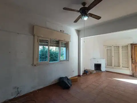 CASA 3 AMBIENTES EN VENTA BENAVIDEZ