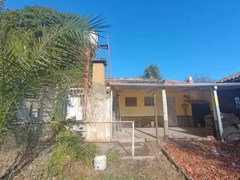 Casa en Venta con 4 cocheras