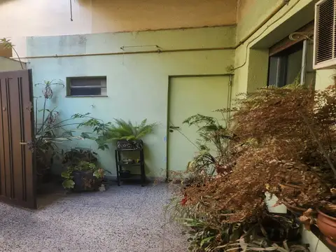Casa de 7 ambientes en Venta en Villa del parque