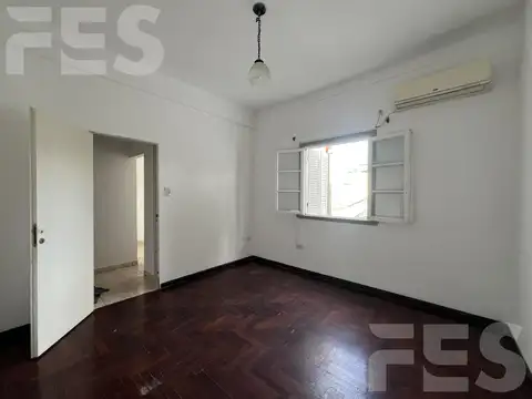 Depto Tipo Casa en Alquiler de 1 dormitorio