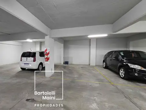 Cochera en Venta Cubierta