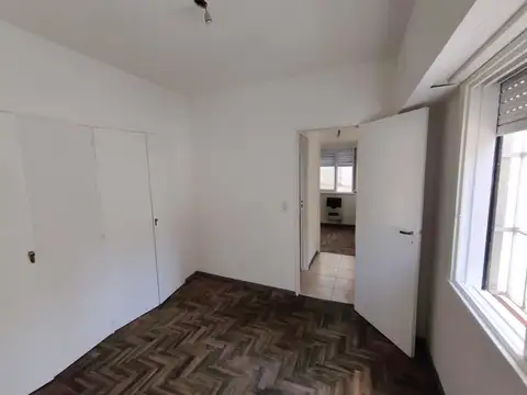 3 AMBIENTES CONTRAFRENTE LUMINOSO