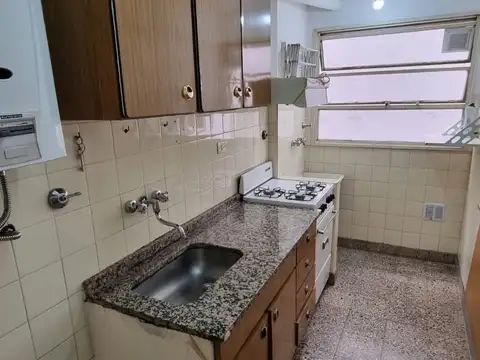 Cuenca 3400, Piso 6