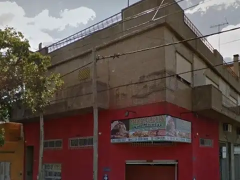 LOCAL EN VENTA EN ESQUINA LARRALDE 4600 VILLA DOMINICO