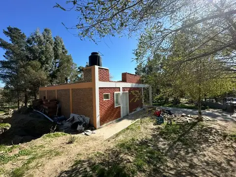 Casa 3 ambientes con 2 baños