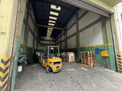 Galpon en Venta en Pompeya, USD 160.000