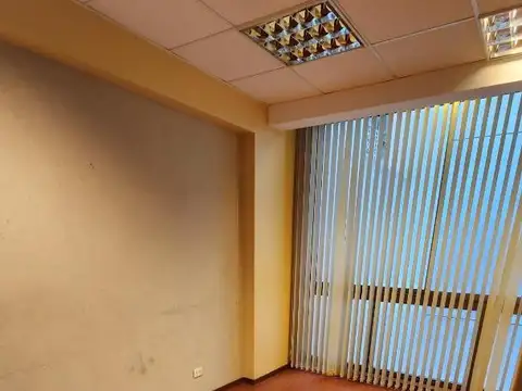 Oficina en Alquiler al Norte