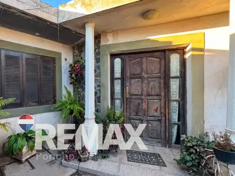 SE VENDE CASA 4 HABITACIONES QUINCHO CERRADO