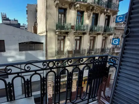 Avenida Rivadavia 1100