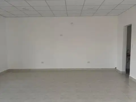 Local en Alquiler 1 año