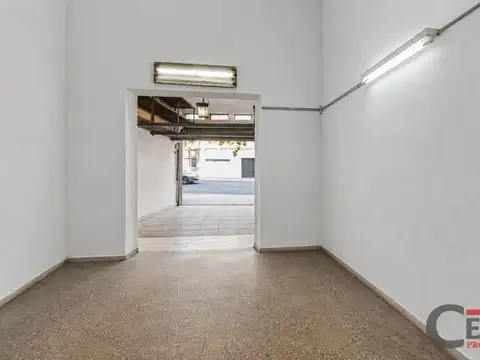 Local en Venta en Chacarita, USD 89.000