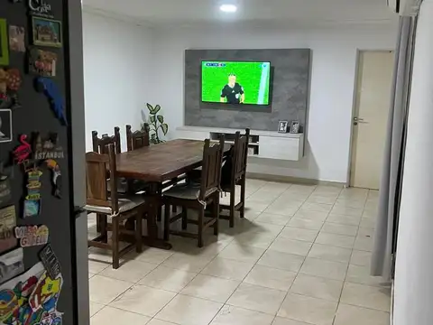 Casa 5 ambientes con 1 baño