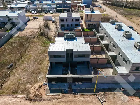 Depto Tipo Casa en Venta de 2 dormitorios