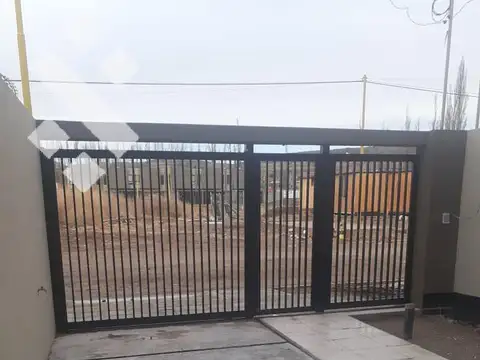 Depto Tipo Casa en Venta en Centenario, USD 170.000