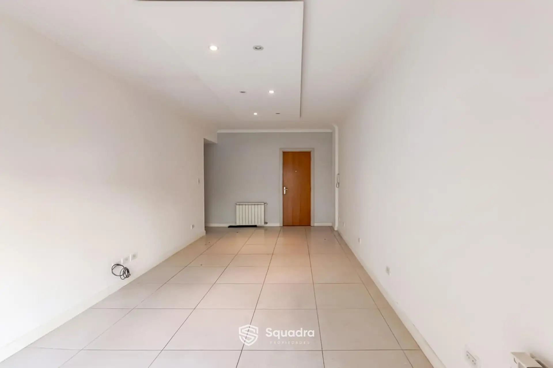 VENTA | PERMUTA - Departamento 2 dormitorios con cochera y balcón. APTO CRÉDITO.