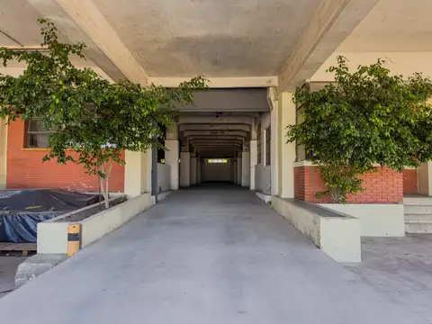 Galpon en Alquiler 87  mts Fondo