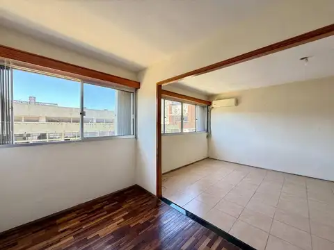 Departamento en Venta en Malvin Norte, USD 67.000